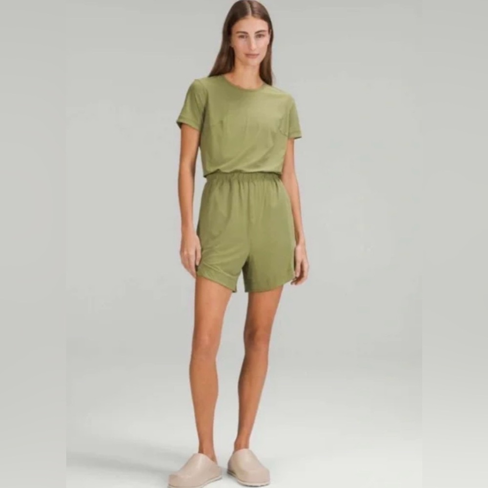 Lululemon Lightweight High-Neck Romper Bronze‎ Green size 4